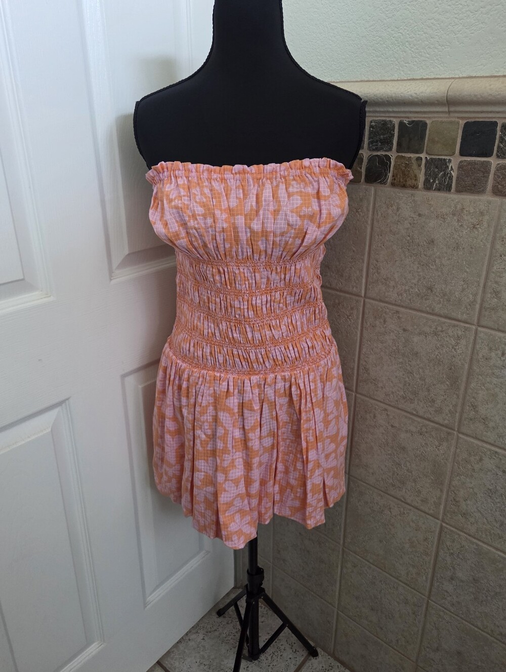 Free People Strapless Peach-Pink Floral Smocked Mini Dress Festival Western Boho - Picture 4 of 10
